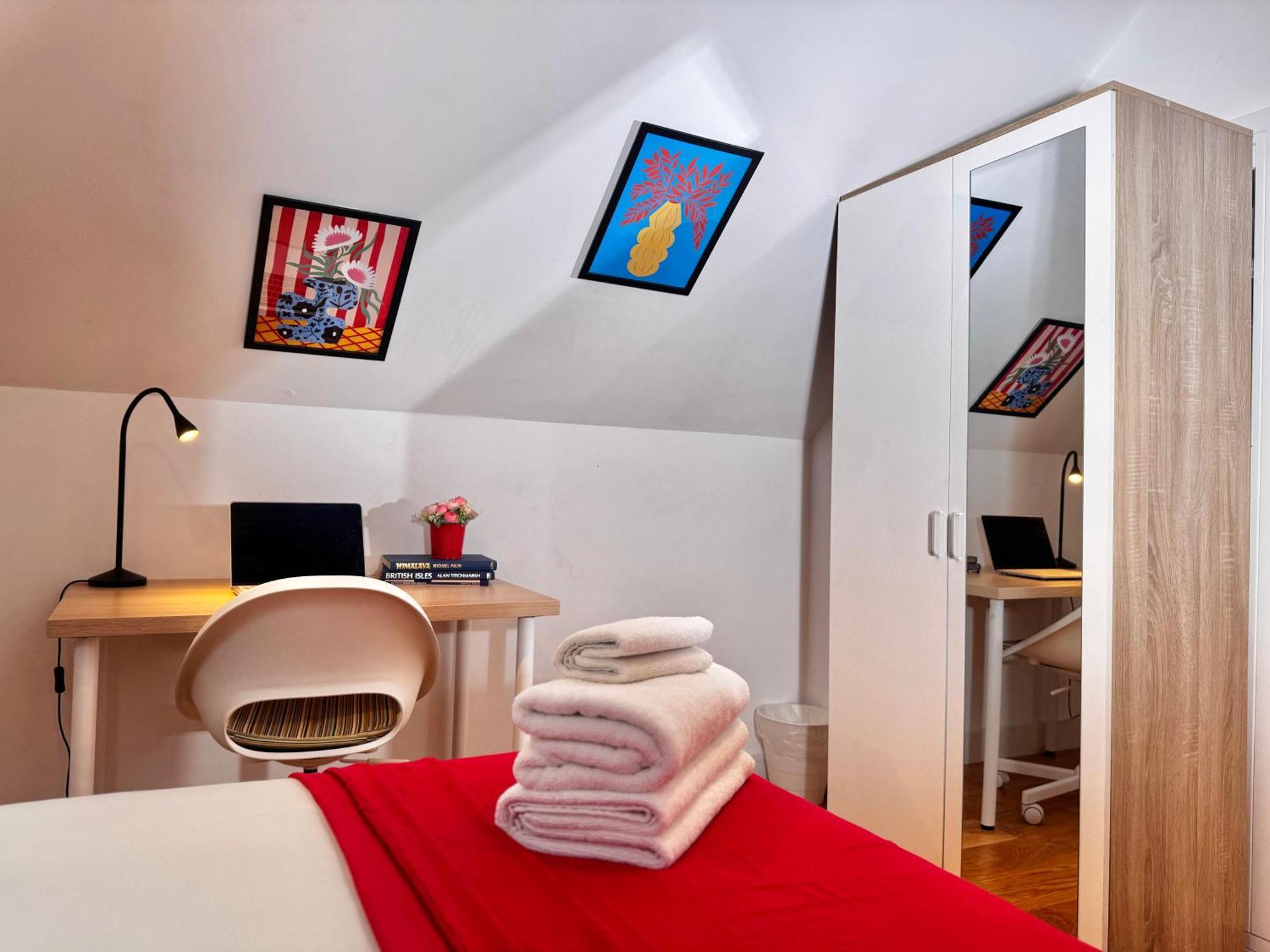 En-Suites With Free Parking 30Min To Central London Luaran gambar
