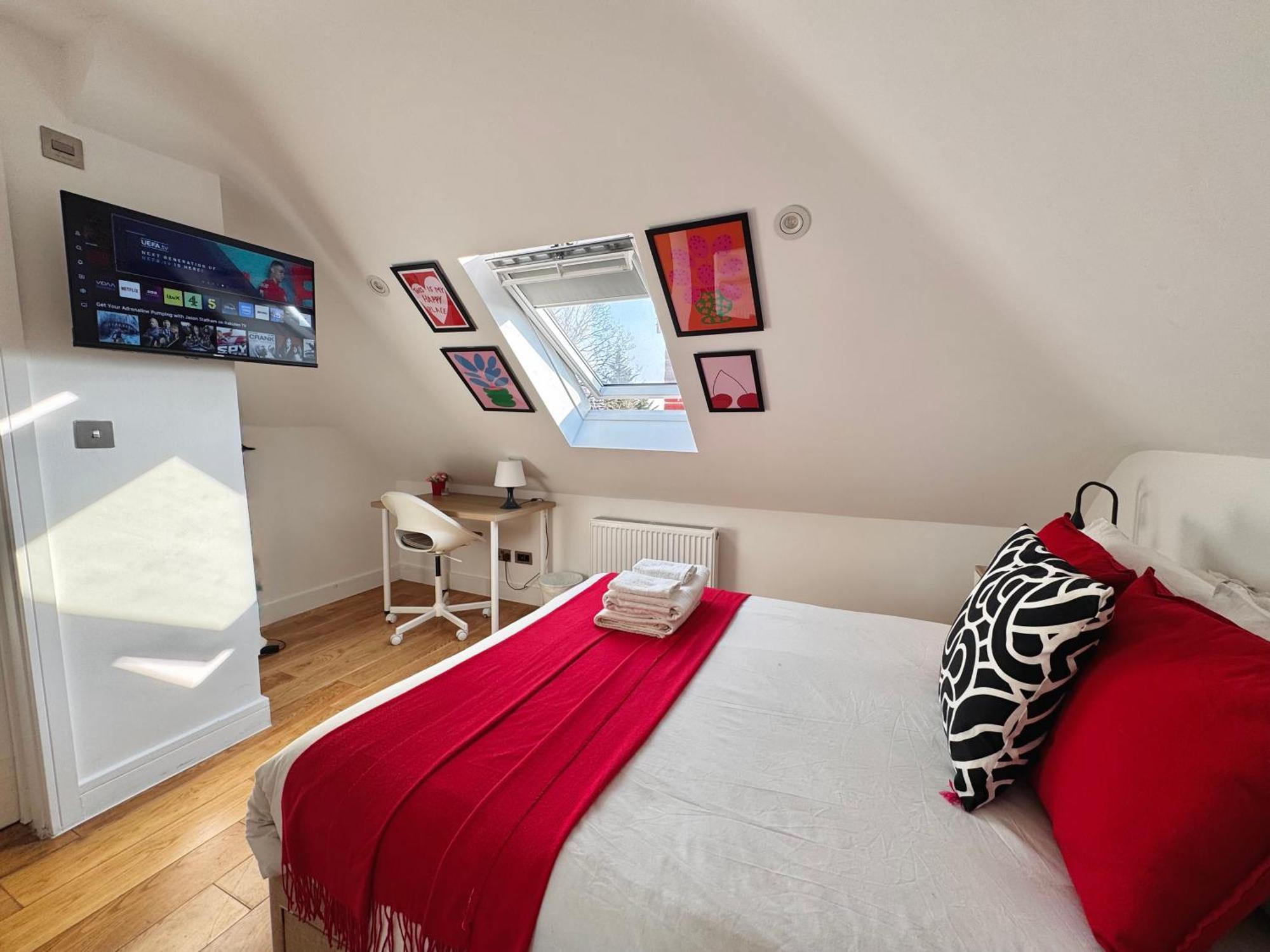 En-Suites With Free Parking 30Min To Central London Luaran gambar